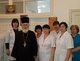 Настоятель Вознесенского храма г. Шахты протоиерей Николай Уваров с пастырским визитом посетил Дом сестринского ухода