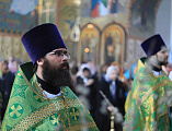 В двунадесятый праздник Входа Господня в Иерусалим Преосвященнейший епископ Симон возглавил богослужение в Покровском кафедральном соборе г. Шахты