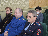 Благочинный приходов Нижнедонского округа принял участие в заседании Собрания депутатов Октябрьского района