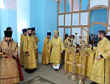 Преосвященнейший епископ Симон и паломники Шахтинской епархии молились за Литургией в храме святителя Николая Чудотворца станицы Еланской Шолоховского района
