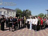 Ко дню Победы в п. Каменоломни состоялось возложение цветов