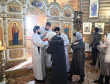 Преосвященнейший епископ Симон совершил воскресную Божественную литургию и иерейскую хиротонию в храме Екатерининского архиерейского подворья г. Красный Сулин