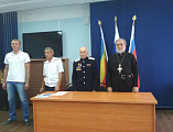 В станице Вешенской прошел отчетно-перевыборный казачий круг. В заседании принял участие протоиерей Владимир Поляков