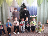 Иеромонах Арсений (Алимов) поздравил воспитанников детского сада с Рождеством Христовым