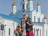 В прощеное воскресенье на Соборной площади города Шахты состоялись народные гуляния, посвященные Масленице