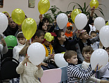 В Каменском благочинии для семей с детьми-инвалидами в духовно-просветительском центре «Лествица» при Покровском приходе г. Каменск-Шахтинский состоялся праздничный концерт «Свет Рождества»