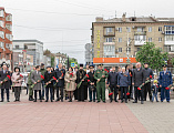 Благочинный Александровск-Грушевского округа протоиерей Сергий Яценко принял участие в возложениях цветов к мемориалам г. Шахты