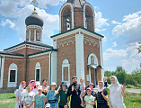 Воспитанники воскресной школы Свято-Пантелеимоновского храма посетили Покровский храм в слободе Никольская