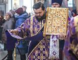 В Неделю Торжества Православия Преосвященнейший епископ Симон совершил Божественную литургию святителя Василия Великого в Покровском кафедральном соборе г. Шахты
