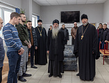 Епископ Каменский и Камышловский Мефодий ознакомился с работой центра помощи для алкозависимых и наркозависимых хутора Маркин