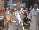 В Престольный день Преосвященнейший епископ Симон совершил Божественную литургию в храме Вознесения Господня города Шахты
