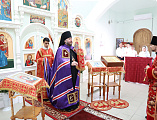В день храмового праздника Преосвященнейший епископ Симон совершил Божественную литургию в храме святого великомученика Георгия Победоносца пос. Новозарянский