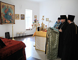 Преосвященнейший епископ Симон посетил приход великомученицы Варвары города Гуково и ознакомился с ходом строительных работ по храму