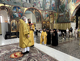 В день памяти перенесения мощей преподобного Феодосия Печерского Преосвященнейший епископ Симон совершил Божественную литургию в Покровском кафедральном соборе города Шахты