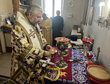 В престольный праздник Преосвященнейший епископ Симон совершил Литургию в храме блаженной Матроны Московской города Донецка