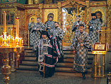 В понедельник первой седмицы Великого поста епископ Шахтинский и Миллеровский Симон совершил великое повечерие с чтением Великого канона преподобного Андрея Критского в Покровском соборе города Шахты