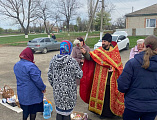 Освящение пасхальных куличей совершено в отдаленных поселениях Сулинского округа