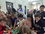 Сестры милосердия Марфо-Мариинского сестричества провели для детей с ограниченными возможностями здоровья игровые мастер-классы