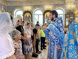 Благословение учащихся перед новым учебным годом
