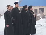 Епископ Симон ознакомился с ходом строительства храмового комплекса в честь образа Пресвятой Богородицы Взыскание погибших в пос. Сидорово-Кадамовский