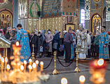 Накануне праздника Благовещения Пресвятой Богородицы Преосвященнейший епископ Симон совершил всенощное бдение в Покровском кафедральном соборе г. Шахты