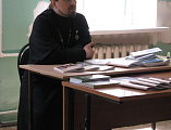 Настоятель Покровского храма г. Шахты встретился с учащимися медицинского колледжа