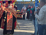 Крестный ход к поклонному кресту в день 80-летия Великой Победы
