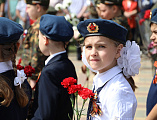 В День Победы у Вечного огня города Шахты «поклонились великим тем годам»