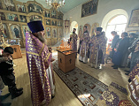 В поминальную субботу Великого поста епископ Симон совершил Божественную литургию и панихиду в храме святителя Тихона Задонского поселка Тарасовский