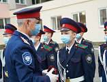 Воспитанники Шахтинского имени генерала Я.П. Бакланова казачьего кадетского корпуса приняли присягу и получили погоны, кадет напутствовали священнослужители