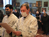 Преосвященнейший епископ Симон совершил Божественную литургию в навечерие Рождества Христова