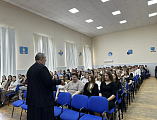 Встречи молодёжи с экспертом синодального отдела прошли в Каменске-Шахтинском
