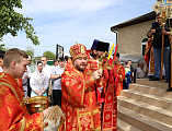 В день храмового праздника Преосвященнейший епископ Симон совершил Божественную литургию в храме святого великомученика Георгия Победоносца пос. Новозарянский
