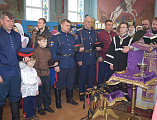 В храме Архистратига Михаила пос. Каменоломни протоиерей Сергий Яценко совершил чин освящения казачьего оружия 