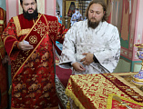 Епископ Шахтинский и Миллеровский Симон совершил Божественную литургию и диаконскую хиротонию в храме Донской иконы Божией Матери г. Новошахтинска