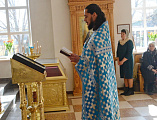 В престольный праздник Преосвященнейший епископ Симон возглавил Божественную литургию в храме Державной иконы Божией Матери города Донецка