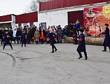 В пос. Красногорняцкий прошло мероприятие, посвященное Масленице