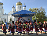 Иерей Владимир Татаркин и протоиерей Глеб Гладышев поздравили участников Гала-концерта VI Международного фестиваля казачьей культуры «Казачья душа»