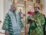 В престольный день Преосвященнейший епископ Симон совершил Божественную литургию в храме Святой Троицы хутора Ягодинка