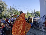 В храме Донской иконы Божией Матери г. Новошахтинска почтили память священномученика Александра, епископа Команского, небесного покровителя города Новошахтинска и горняков