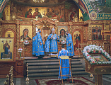 В праздник Введения во храм Пресвятой Богородицы епископ Шахтинский и Миллеровский Симон совершил Божественную литургию в Покровском кафедральном соборе г. Шахты