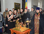 Успенский храм станицы Калитвенской посетили преподаватели и кадеты Шахтинского казачьего кадетского корпуса им. Я.П. Бакланова во главе с атаманом Всевеликого Войска Донского В.А. Бобыльченко