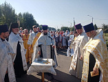 В день воспоминания чуда, совершенного святым Архистратигом Михаилом в Хонех, в храме п. Каменоломни Октябрьского района прошло соборное Богослужение