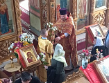 В храме Донской иконы Богородицы поздравили прихожанок с днем памяти святых жен мироносиц