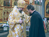 В день своего рождения правящий архиерей Шахтинской епархии Преосвященнейший епископ Симон совершил Божественную литургию в Покровском кафедральном соборе города Шахты