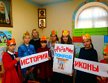 В праздника Покрова Богородицы, в воскресной школе «Держава» при храме Державной иконы Божией Матери До состоялось занятие, посвященное иконе Божией Матери Покров