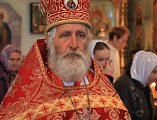 В среду Светлой седмицы Правящий архиерей Шахтинской епархии Преосвященнейший епископ Симон совершил Божественную литургию в храме Вознесения Господня г. Шахты