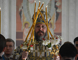 В престольный день Преосвященнейший епископ Симон совершил Божественную литургию в храме Державной иконы Божией Матери города Донецка