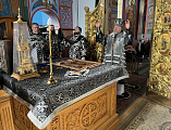 Преосвященнейший епископ Симон совершил Литургию Преждеосвященных Даров в храме Покрова Божией Матери города Каменск-Шахтинский