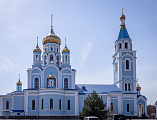 Епископ Шахтинский и Миллеровский Симон принял участие в раздаче помощи нуждающимся на епархиальном гуманитарном складе в рамках благотворительного марафона «Корзина доброты»